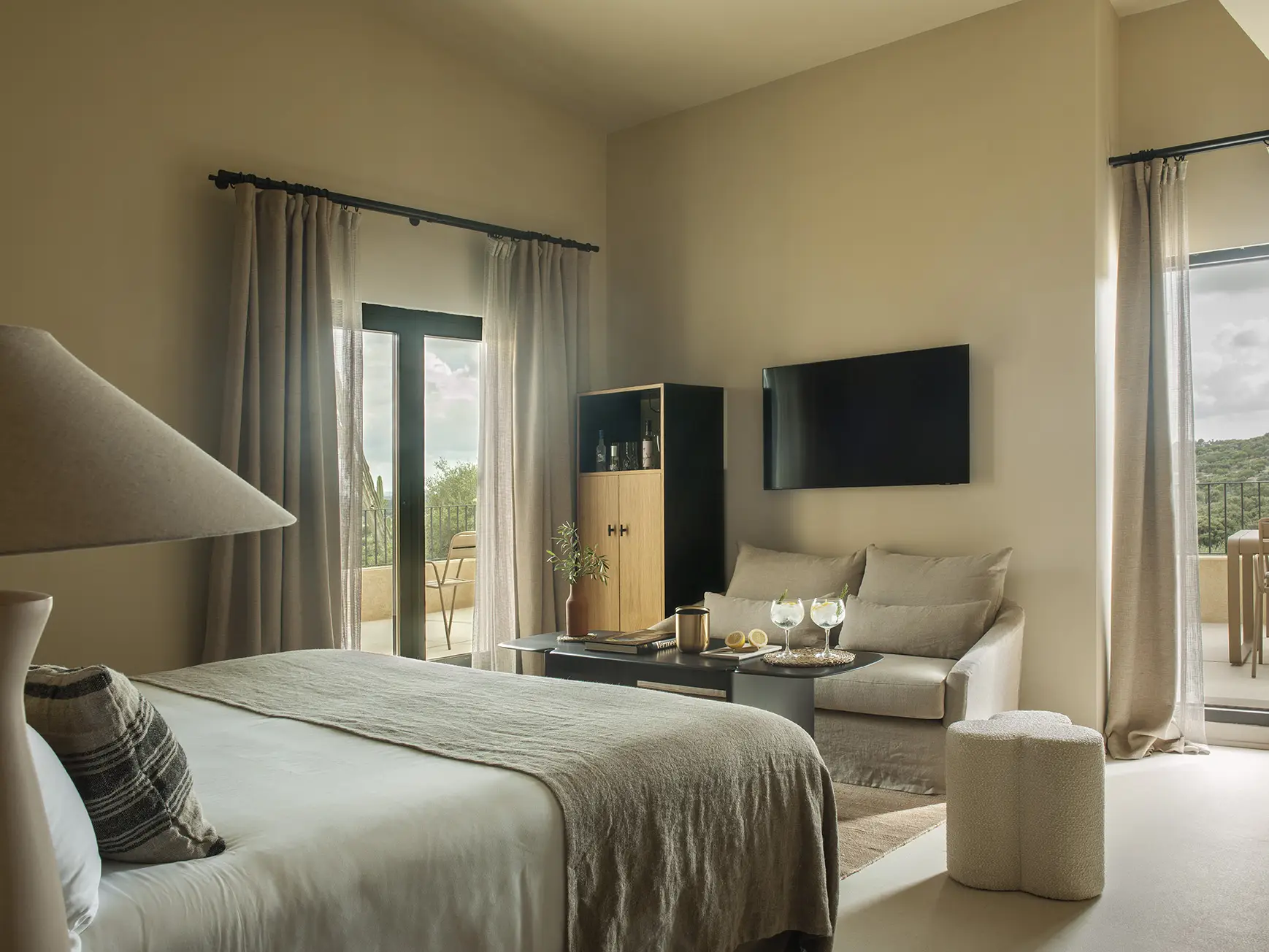 1- Grand Terrace Suite